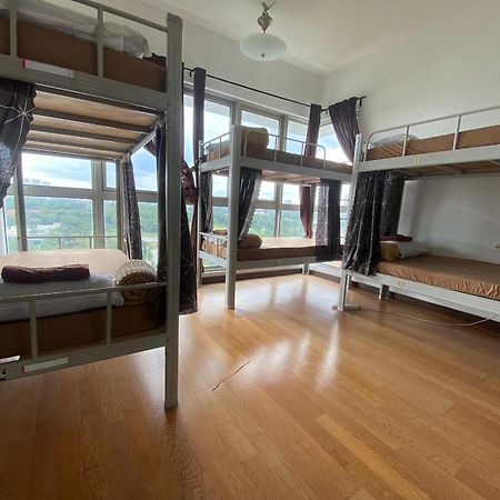 Regalia Bestfriend Hostel Куала Лумпур Екстериор снимка