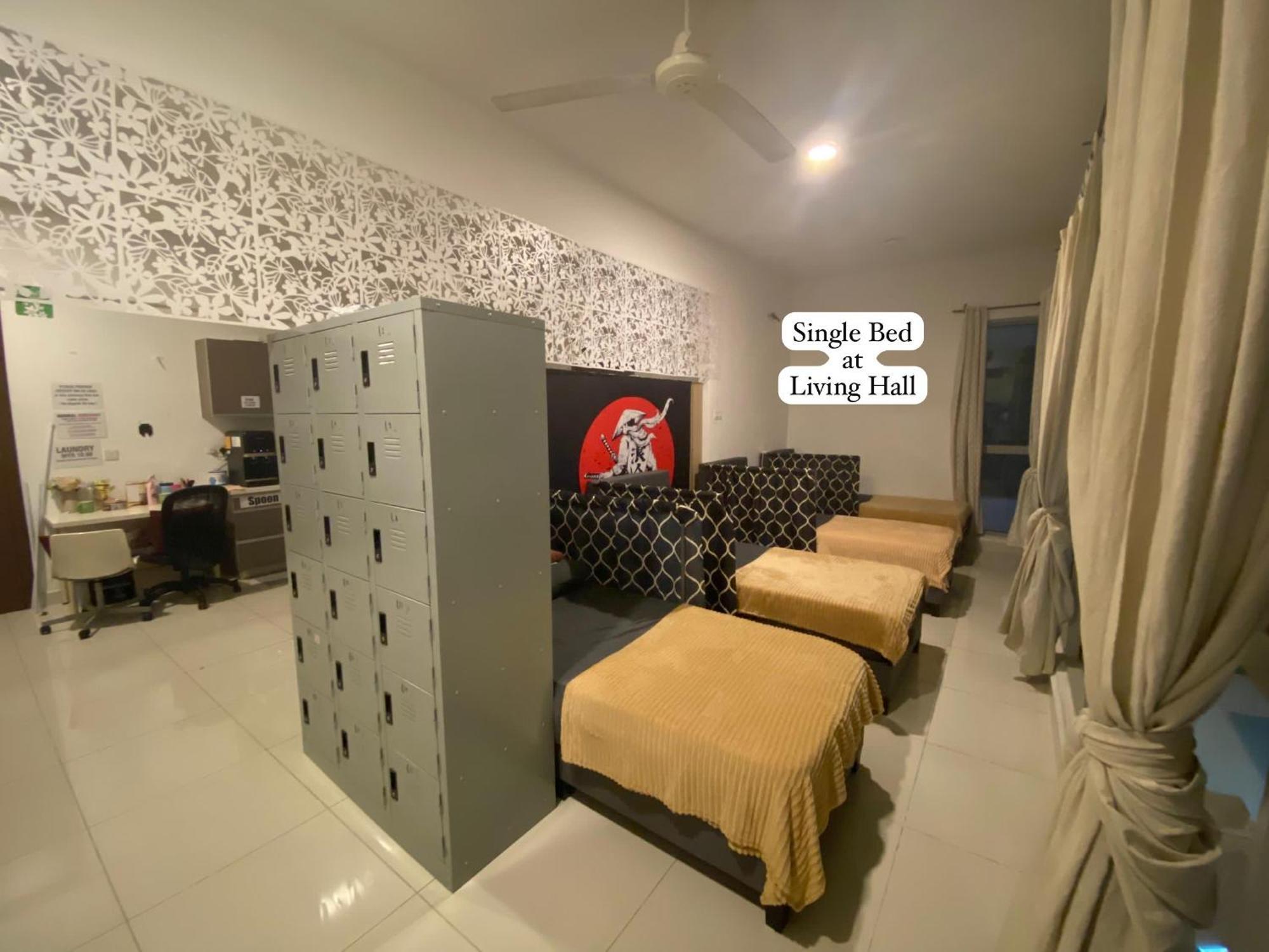 Regalia Bestfriend Hostel Куала Лумпур Екстериор снимка