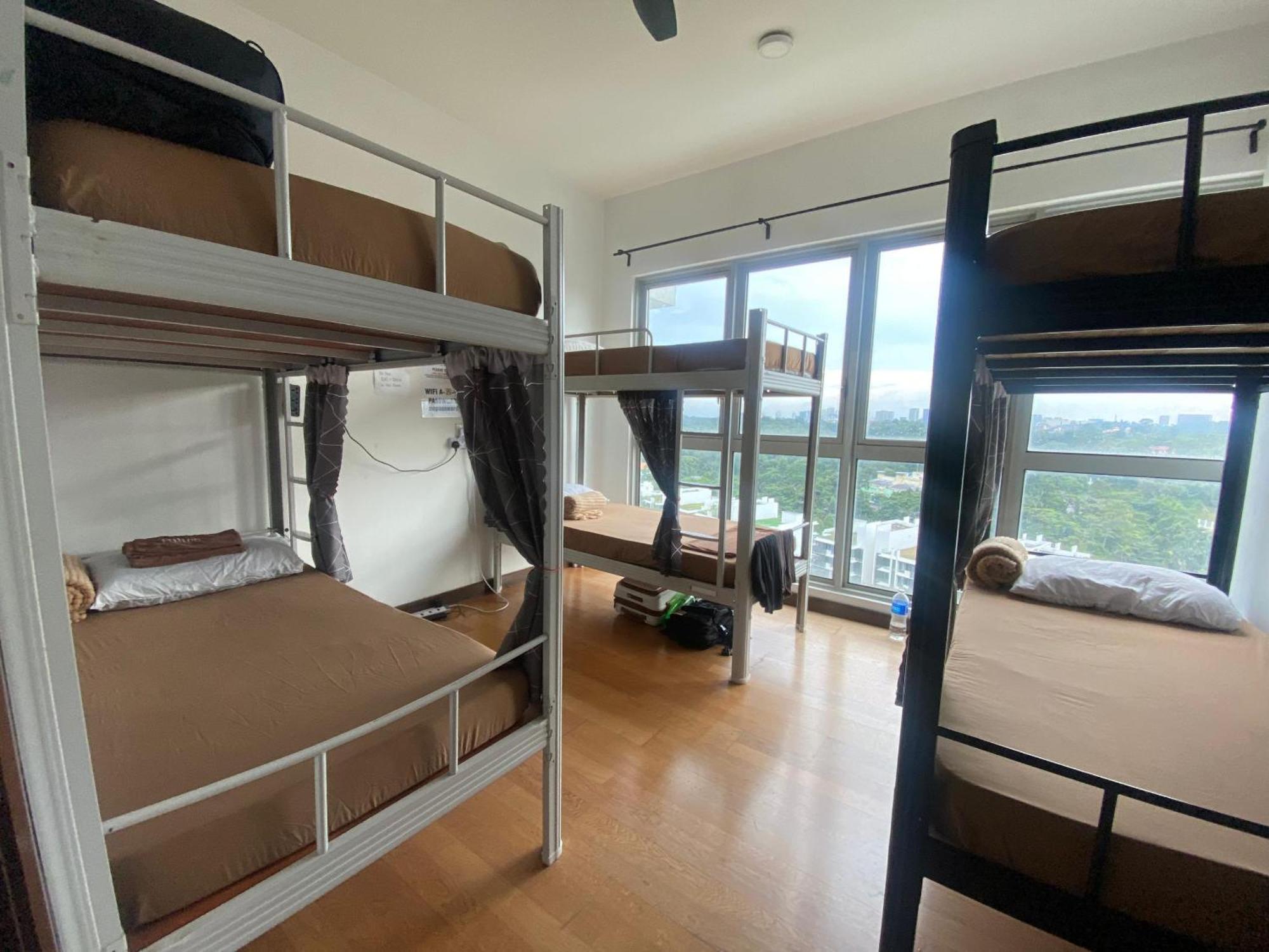 Regalia Bestfriend Hostel Куала Лумпур Екстериор снимка