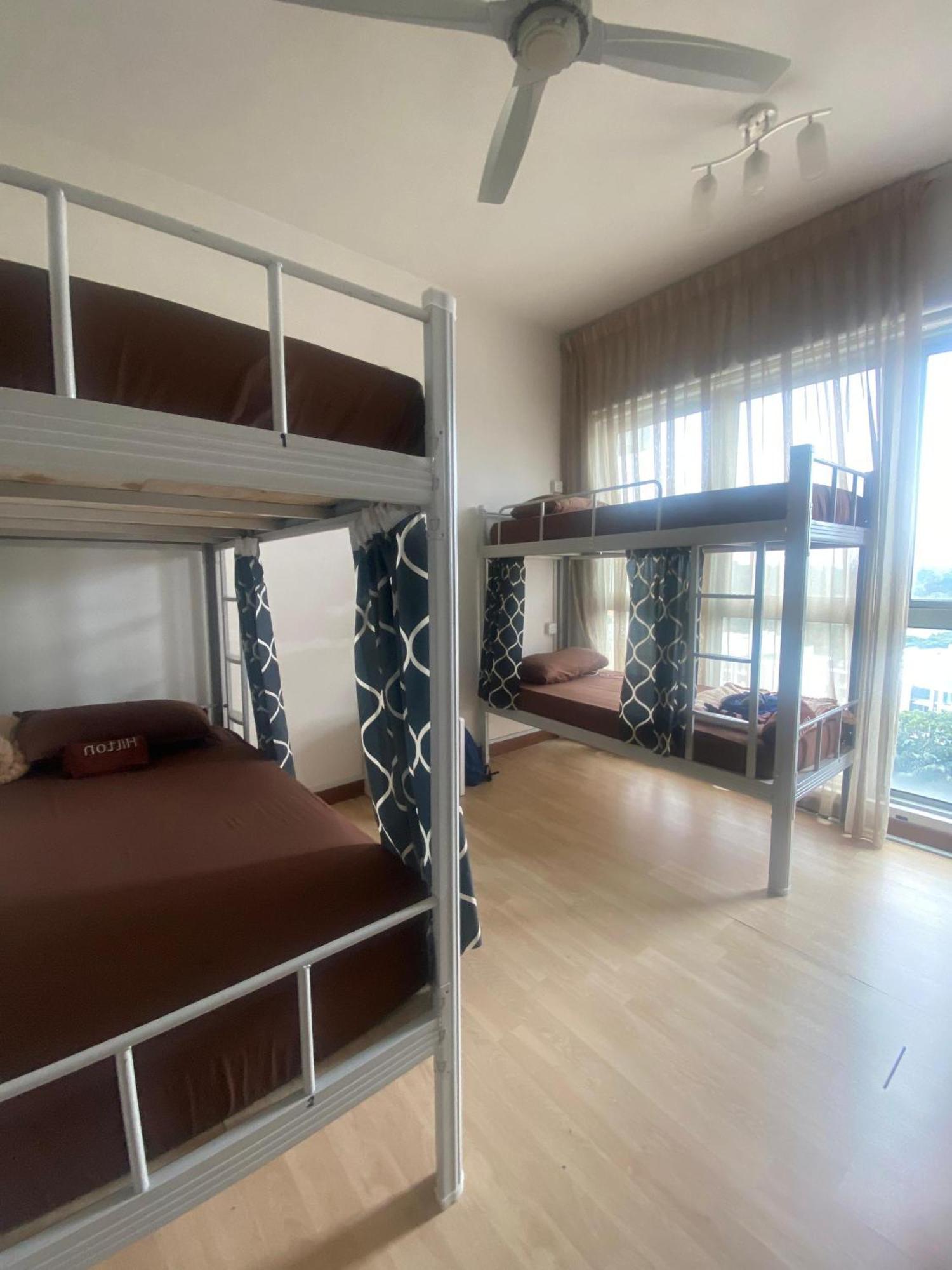 Regalia Bestfriend Hostel Куала Лумпур Екстериор снимка