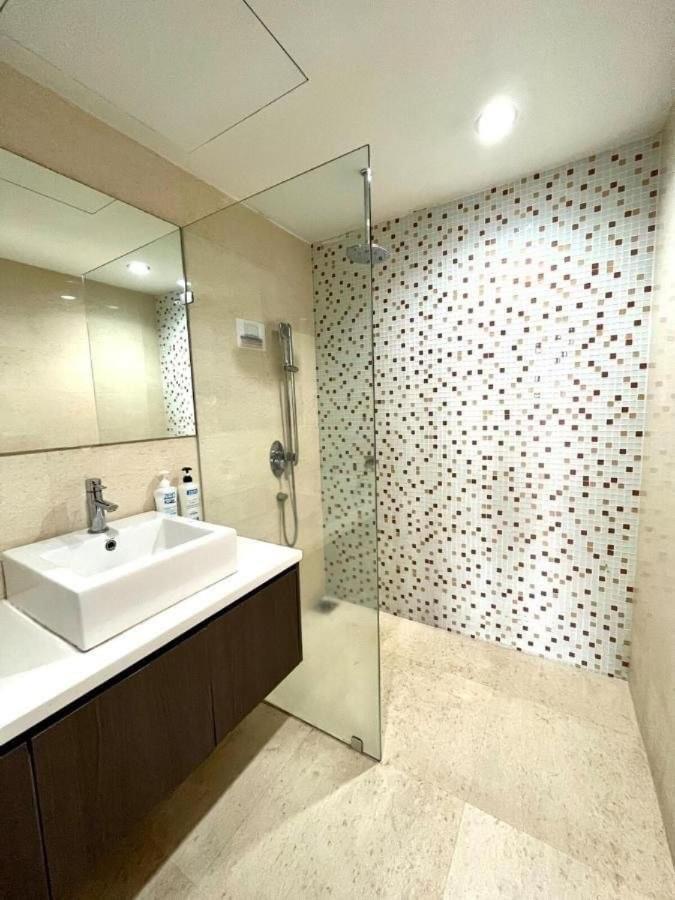 Regalia Bestfriend Hostel Куала Лумпур Екстериор снимка